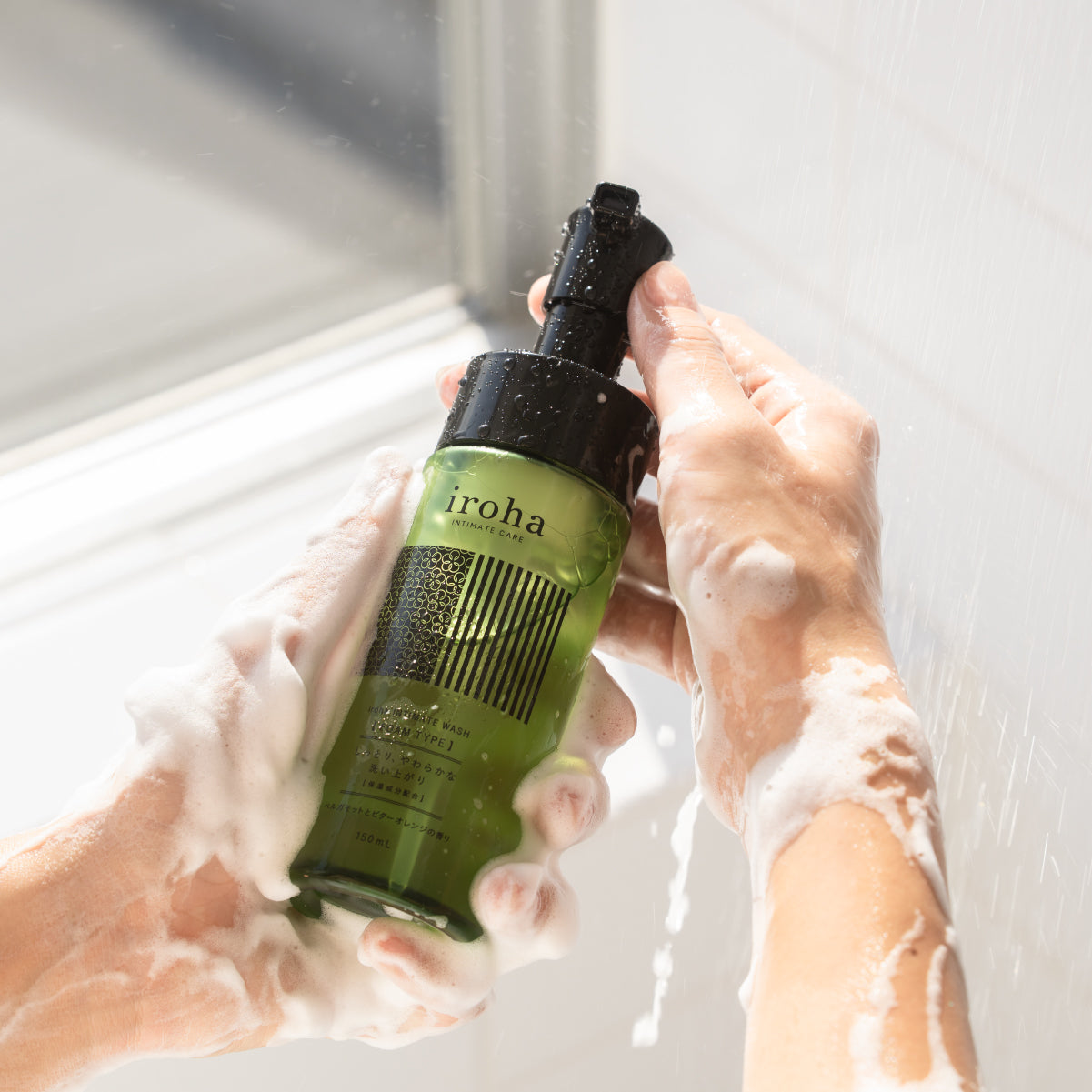 iroha INTIMATE WASH (FOAM TYPE) Bergamot and Bitter Orange