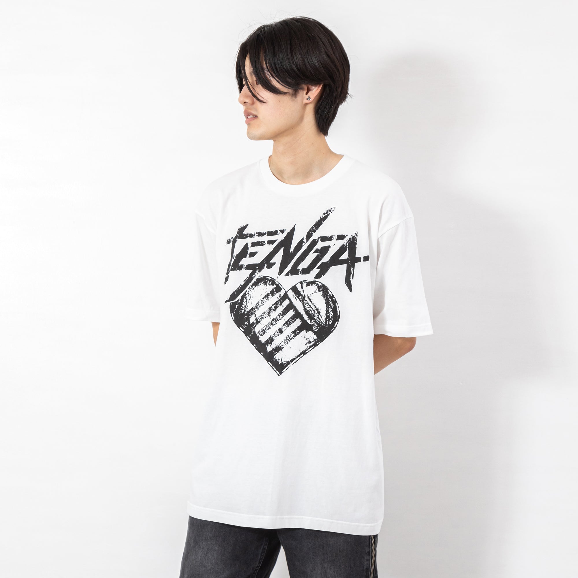 TENGA Hearts T-Shirt Weiß